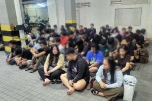 Pemerintah Kamboja akan mendeportasi 107 WNI yang merupakan pekerja online scam (penipuan online) yang terjaring razia oleh otoritas setempat di sebuah gedung di kawasan Tuol Kork, Phnom Penh (Foto:KBRI Phnom Penh)