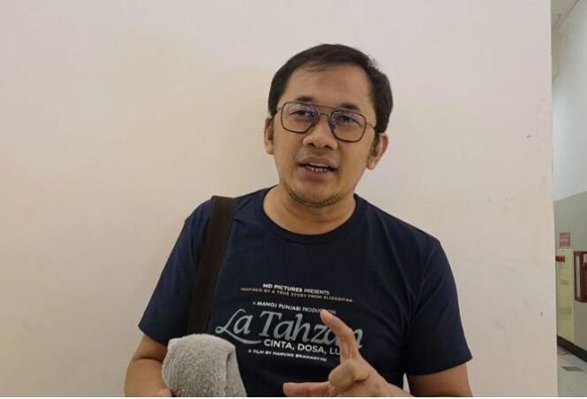 
					Sutradara Hanung Bramantyo