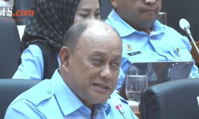 
					Kepala BGN Sebut Petani Menggunakan Nitrit Tinggi, Penyebab Keracunan MBG di Jawa Barat