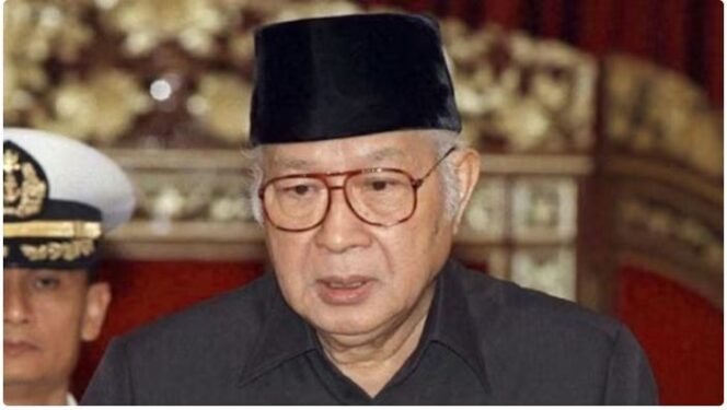 
					Mantan presiden Soeharto