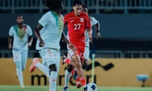 Aksi Rafael Struick penggawa Timnas Indonesia U-22 dalam pertandingan lawan Mali di Stadion Pakansari, Bogor pada Sabtu (15/11/2025) malam. Foto: Timnas Indonesia