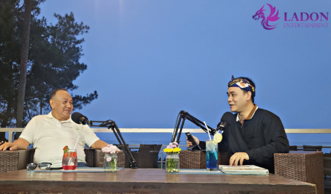 
					Potcast oleh Ladon Entertaiment dengan narasumber Edy Antoso, founder Kusuam Agrowisata Batu, di youtube telah ditonton 13.000 pemirsa. Foto: Ladon Entertainment