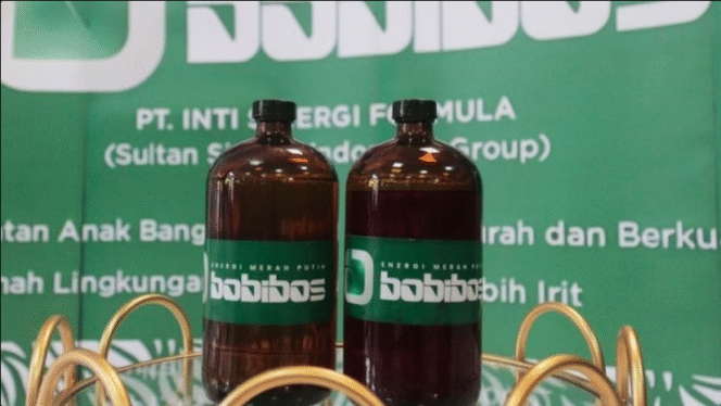
					Bobibos adalah bahan bakar untuk kendaraan dari bahan baku nabati (tanaman) dengan RON 98, mulai diperkenalak ke publik sebagai bahan bahan kendaran. Menurut Dirjen ESDM, dibutuhkan setidaknya delapan bulan untuk melakukan uji kelayakan. Foto: ist