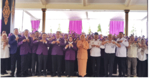 Pelantikan tim penggerak Posyandu kecamatan se kabupaten Jombang, Rabu, 12 November 2025. Dihadiri Kepala Dinas Pemberdayaan Masyarakat dan Desa Provinsi Jawa Timur, Ir. Budi Sarwoto, M.M, Foto: Diskominfo Pembak Jombang