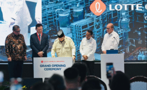 Presiden Prabowo meresmikan parik petrokimia terbesar se Asia Tenggara, milik investor Lotte Korea senilai Rp 64 triliun, Kamis, 6 November 2025. Foto: Istimewa