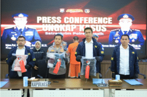 Ayah kandung tegas menjadikan anak perempuannya masih di bawah umur, sejak 2021-2025. Saat pelaku diringkus dan ditahan di Polres Gresik. Foto: dok/humas polres gresik.