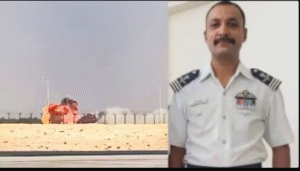 Dalam aksi demo kecanggihan pesawat tempur HAL Tejas, malah jatuh kecelakaan dalam pameran drigantara Dubai, Jumat 21 November 2025. Foto: Indiaexpress.com