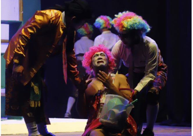 
					Komunitas Tombo Ati Jombang masih terus berkarya, pentaskan Utiku Sayang di gedung Kesenian Pemkab Jombang, di desa Sengon, 22 November 2025. FotoL jombangkab.go.id