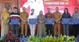 Pemerintah Kota Mojokerto menggelar Gebyar Hadiah Pembayaran PBB-P2 Tahun 2025 di Pendapa Sabha Kridatama Rumah Rakyat pada Senin (1/12/2025). Dok. Humas