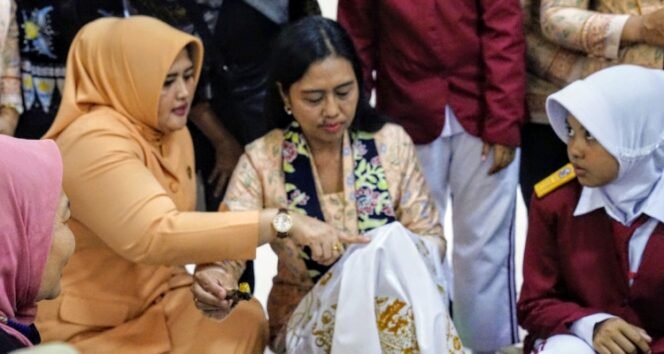 
					Kunjungan Studi Tiru DWP Kabupaten Bangli, Bali ke Mojokerto. Dok.Humas