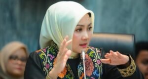 Kuasa hukum Atalia, Debi Agusfriansa, menegaskan isu selebgram Lisa Mariana tidak terkait dengan gugatan.