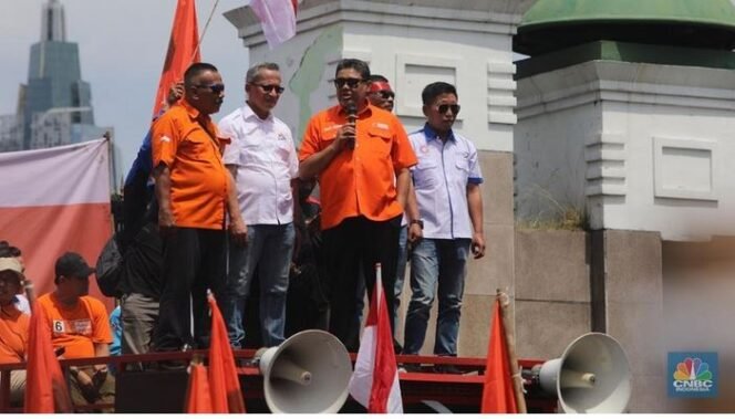 
					Pemerintah Dihadapkan Dilema Kenaikan UMP dan Penyesuaian PTKP
