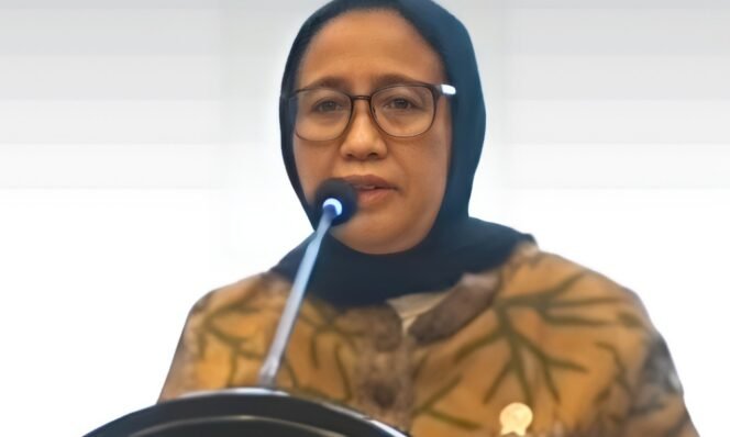 
					Nanik S Deyang , sumber istimewa 