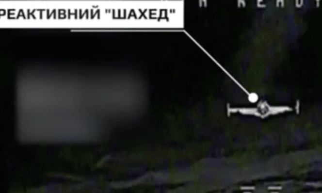 
					Drone Rusia Bermesin Jet Kecepatan 500 KPJ, Dijatuhkan oleh Drone Ukrain