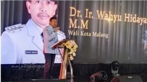 Walikota Malang saat beri sambutan