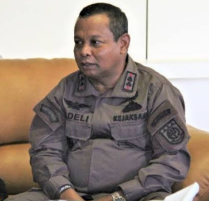 Kepala Kejaksan Negeri Bangka Tengah, provinsi Bangka Belitung, Padeli SH M Hum, ditetapkan sebagai tersangka dalam kasus dugaan menilep uang bukti setoran kasus korupsi dana Basnaz kabupaten Enrekang, Sulawesi Selatan. Kasus ini terjadi saar Padeli menjabat sebagai kajari Enrekang. Foto: rakyatsulsel.fajar.com