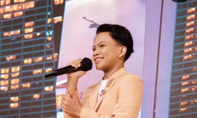 
					Penyanyi Farel Prayoga menolak ajakan ayah kandungnya, Joko, untuk pulang ke Banyuwangi. Ig@farelprayoga 