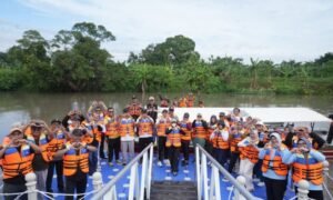 Ayo! Main Jetski dan Susur Sungai Ngotok di Taman Bahari Mojopahit