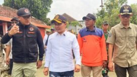 Pemerintah Kabupaten Mojokerto sigap menangani banjir di Dusun Balong, Desa Banyulegi, Kecamatan Dawarblandong. Dok.Diskominfo