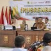 Wali Kota Mojokerto Ika Puspitasari membuka Musrenbang tingkat kelurahan di Prajuritkulon, Mentikan, dan Meri. Dok.Diskominfo