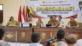 Wali Kota Mojokerto Ika Puspitasari membuka Musrenbang tingkat kelurahan di Prajuritkulon, Mentikan, dan Meri. Dok.Diskominfo