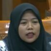 Guru SD di Muaro Jambi, Tri Wulansari menuturkan terkait kasus pelaporan terhadap dirinya ke polisi usai sempat merazia rambut siswa di sekolah. (YouTube.com / TVR Parlemen)