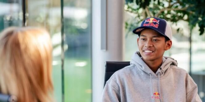 
					Veda Ega Pratama Resmi Jadi Atlet Red Bull (ig@veda_54) 
