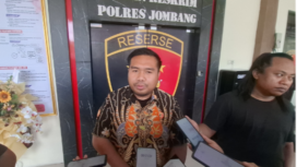 Kasatreskrim Polres Jombang, AKP Dimas Robin Alexander, pihaknya mulai melakukan penyeldiikan kasus hilangnya mesin panen Bimo 110, bantuan pemprov Jatim untuk Gapoktan, Sumbersari, Jombang, Rabu 21 Januari 2026. Foto: swarajombang.com/ elok apriyanto
