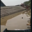 Banjir mencapai 3 meter, hingga menyentuh atap rumah warga Kampung Kampek, Karawang, Jawa Barat, terjadi hingga 19 Januari 2026. Sekitar 667 rumah warga, termasuk rumah panggung karya Dedy Mulyadi juga terendam. Foto: Instagram@karawanginfo_offcial