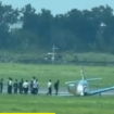 Pesawat Bonanza G36 di Bandara Juanda Surabaya pada Jumat (30/1/2026) tergelicir saat melakukan latihan akibathembusan angin tiba-tiba dan down draft kuat. Foto: Instagram@surabaya_terkini