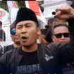 Juru Bicara Aliansi Masyarakat Pati Bersatu (AMPB) Saiful Huda Ayubi menyampaikan informasi akan menggelar acara syukuran massal di alun-alun Pati, sebagai tandA syukur OTT sekaligus menetapkan bupati Sudewo sebagai tersangka, Selasa 20 Januari 2026. Foto: Instragram@murianewscom