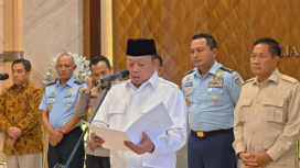 Menteri ATR/BPN Nusron Wahid mengumumkan pencabutan izin HGU (Hak Guna Usaha) Sugar Group Companies (SGC) terdiri dari enam persuhaan, dengan luiasan lahan 85.224 sejak 21 Januari 2026. Lahan tersebut akan dikembalikan kepada TNI-AU. Foto: owrite.id