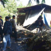 Terjadi kecelakaan kerja di sebuah pabrik tahu rumahan di desa Sutojayan, Pakisaji, kabupaten Malang, sekitar pukul 06.30 WIB, menyebabkan satu pekerja meninggal dunia. Korban tewas akibat terpental hingga beberap meter, terjadi Sabtu, 31 Januari 2026. Foto: seru.id