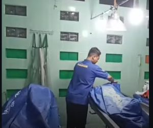 Dirudga rem blong, sebuah Pick Up menabrak kendaraan lain di jalanan Girikerto, Kecamatan Sine, Ngawi, Kamis 1 Desember 2026. Insiden ini menyebabkan tiga orang tewas, dan empat orang luka-luka. Foto: Instagram@portaljtv.com