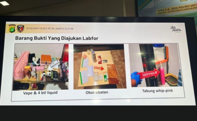 
					Polsi menyhita sejumlah barang bukti dari kamar mendiang selegram Lula Lahfah, 26, termasuk sebuah tabung White Pink yang mempunyai efek tawa bagi pemakainya. Foto: dok/ poltabes jakarta selatan