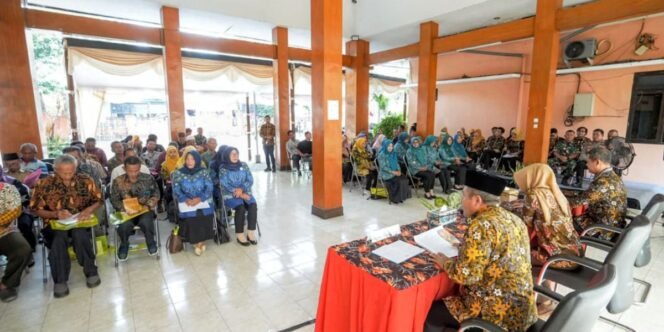 
					Musyawarah Perencanaan Pembangunan (Musrenbang) Kecamatan Prajuritkulon resmi digelar pada Kamis (26/2), Ist 