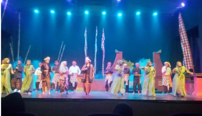 
					Pementasan Gambus Misri dari Somobita yangf sudah lama tenggelam kini mulai dihidupkan kembali sebagai kekayaan bduaya asli Jombang. Foto: ist
