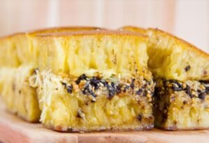 Martabak: Kisah Panjang dari Timur Tengah ke Indonesia