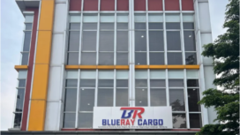 Sebuah kantor karco ekspor impor PT Blue Ray, tersangkut OTT KPK di Lampung. Perusahaan ini menurut KPK setiap bulan diduga menyetor fulus Rp 7 m, untuk meloloskan baran gimport kualtas dua/ masuk ke Indonesia. Foto: net