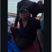 Polisi mengejar sebuah perahu yang milik Rahmat secara ilegal yang akan membawanya ke wilayah Malaysia. Polisi mengejar perahu itu, sebelum masuk ke wilayah Malaysia, Kamis 26 Februari 2026. Foto: Instagram@rmold.id