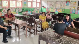 Orang tua siswa pada melaporka ke sekolah atas kejadian yang menimpa anaknya. Karena ibu guru melakukan penggelesahan tas, bahkan menelangani siswa laki lagi dan siswa perempuan mengenakan pakian dalam. Kini guru tesrebut dinonaktifkan. Foto: ist