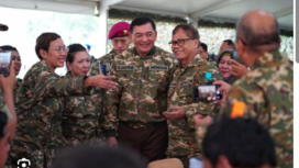 Menteri Pertahanan Sjafrie Sjamsoeddin menghadiri dan memberi pemekalan pada acara Retret PWI 2026, di gedung Bela Negara, Cibodas Bogor, Sabtu malam, 31 Januari 2026. Foto: Kemenhan