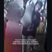 Video viral bikin hebah kawasan Tambora, jakarta, Savbut-Minggu, 7-8 Februari 2026. Isunya adalah ada pria memanggul mayat keliling ke Kampung Tambora, Jakarta. Polisi pun turun tangan untuk menyelidiki, ternyata itu membawa biawak besar. Karena tak punya ongkos angut, ia panggul sendiri. Foto: instagram@inilahcom.