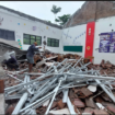 Dirahb tahun 2024 menggunakan rangka galvalum, tiga kelas SDN pamatan 2, Tongsa, Probolinggo tahun 2024 , sekolah itu mendapat pryek rehabilitasi perbaikan atap menggunakan galvalum, dan pada hari Sabtu dinihari atap itu ambrol. Foto: Ist