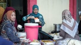 Buka Puasa Bersama, Ning Ita Hadirkan Kebersamaan Lewat Rantangan. Ist
