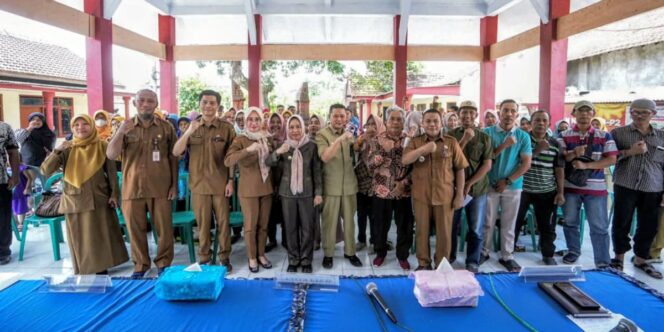 
					Ning Ita Hidupkan Kembali Bank Sampah RW Lewat Budaya RT Berseri. Ist