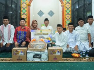 Ning Ita Safari Ramadan, Salurkan Hibah untuk Musala Al Muhsinun. Ist