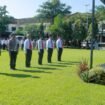 keenam personel Polres Jombang saat ikuti upacara penerimaan penghargaan