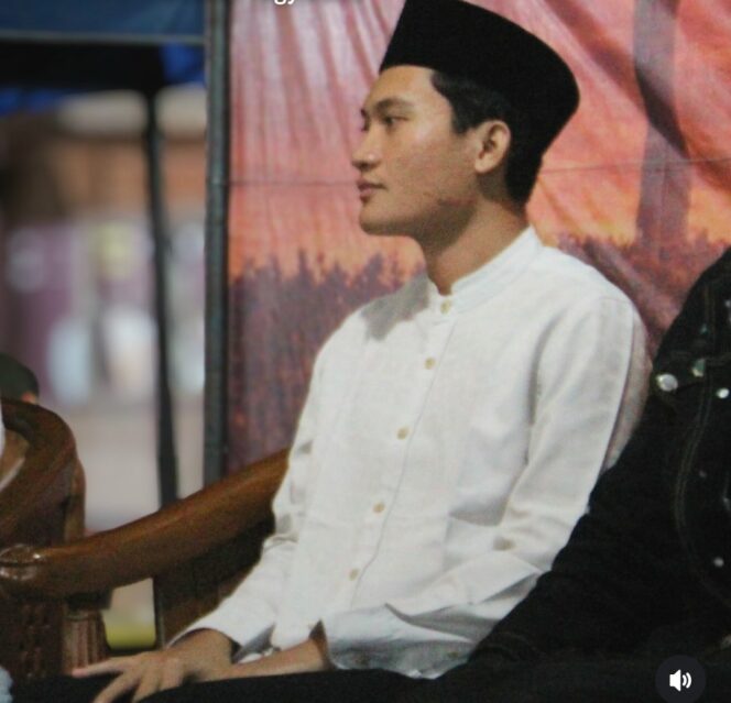 
					Tiyo Ardianto, Ketua BEM UGM. Foto: Instagram@tiyoardianto