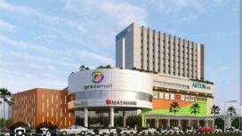 Program late night shopping di Gressmall Gresik, bisa mendapat diskon hingga 70 perse. Foto: Ist